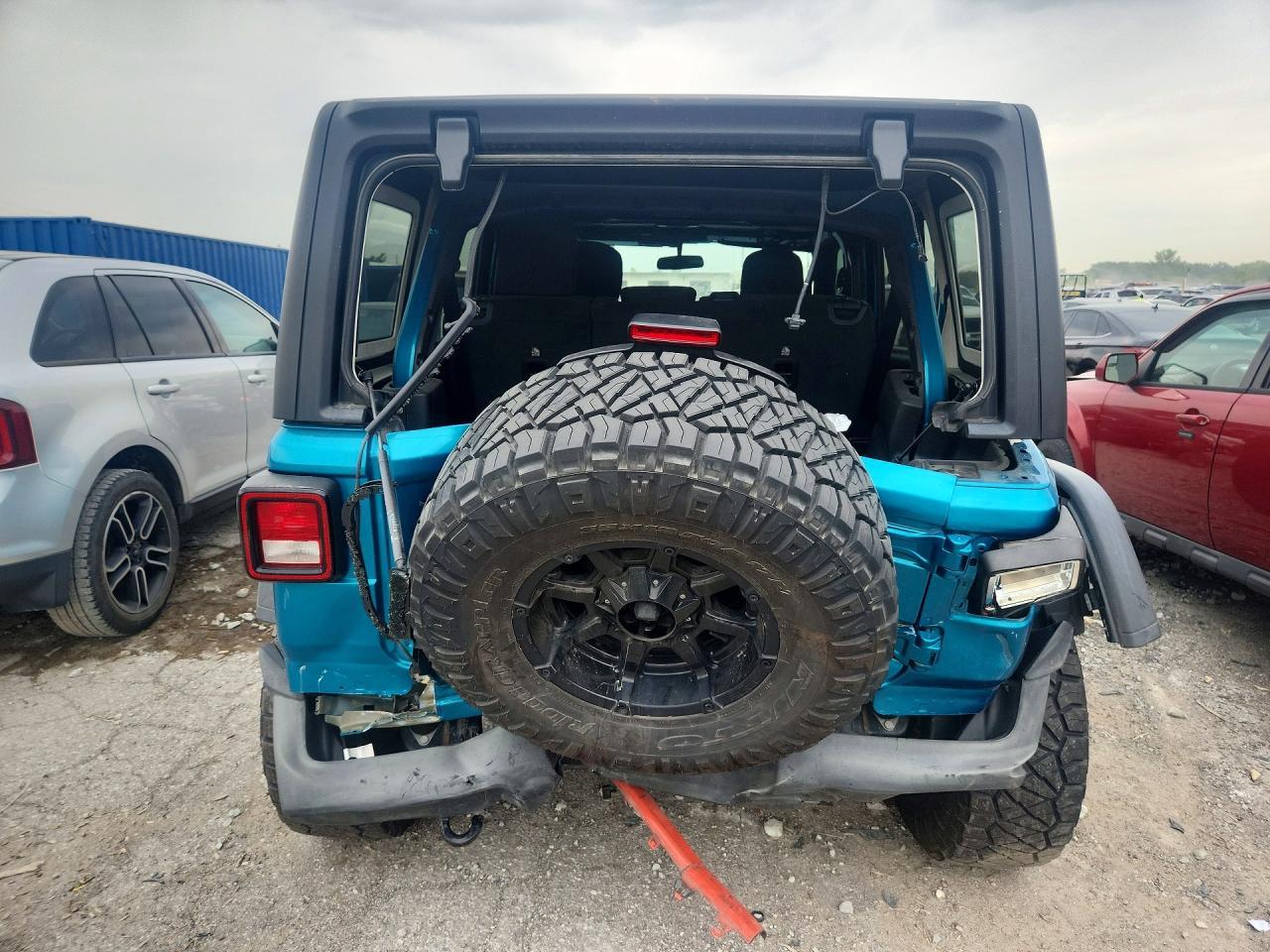 2020 Jeep Wrangler Unlimited Sport - zdjęcie 6
