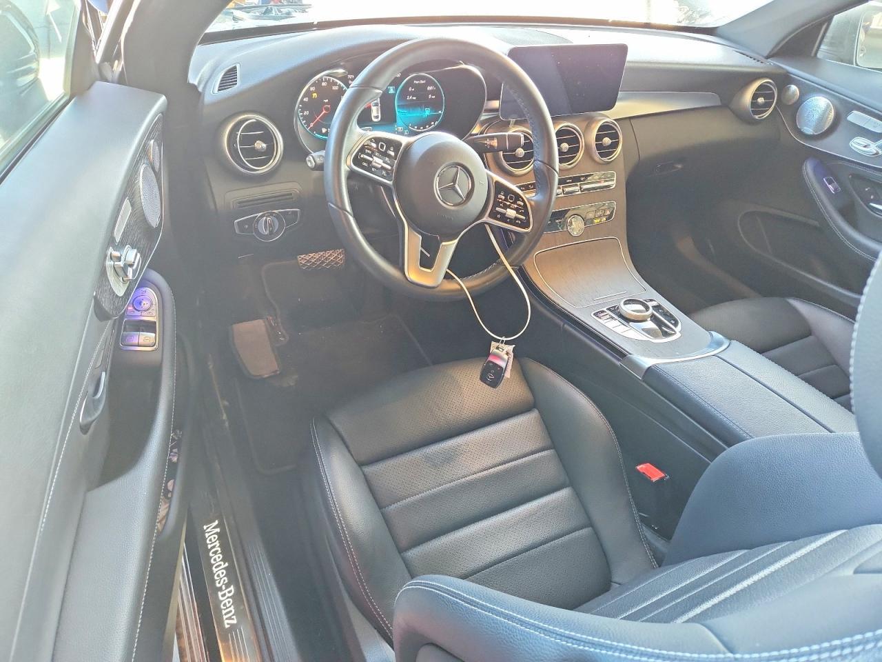 2023 Mercedes-Benz C 300 - zdjęcie 8