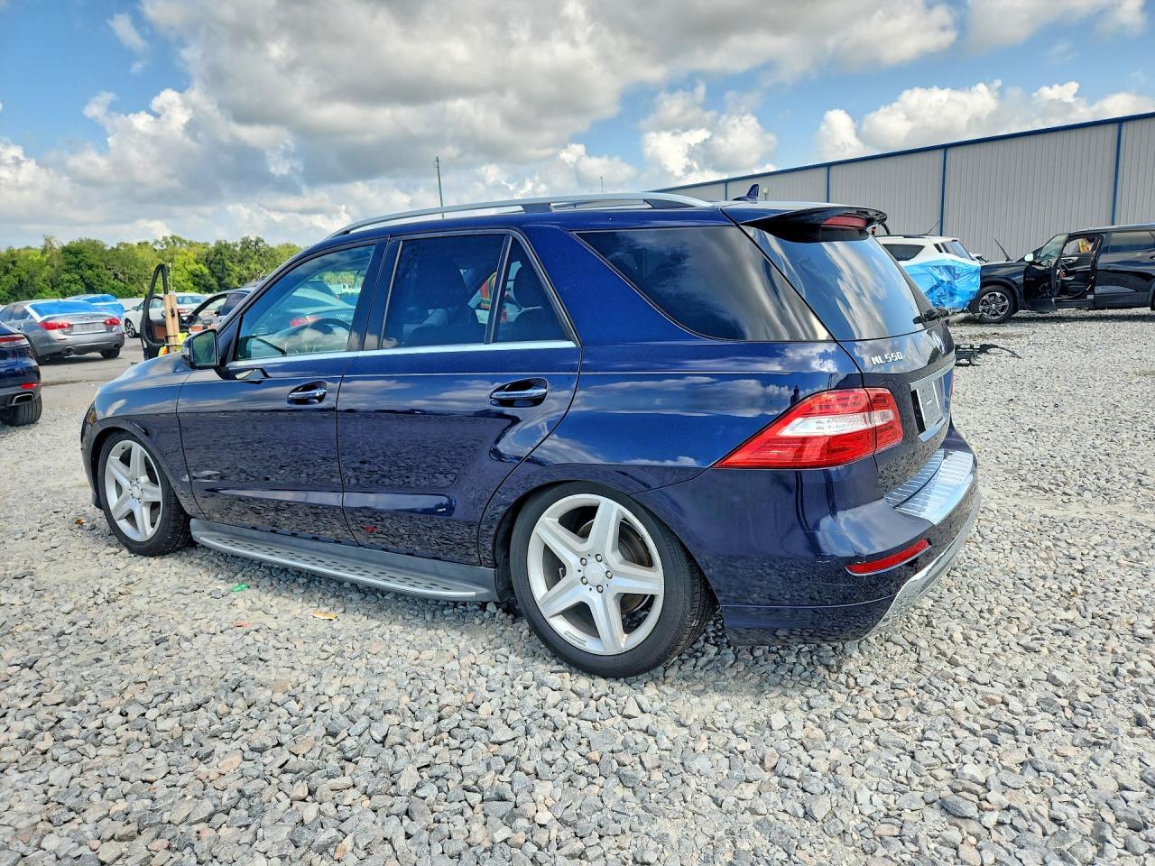 2013 Mercedes-Benz Ml 550 4Matic - zdjęcie 2