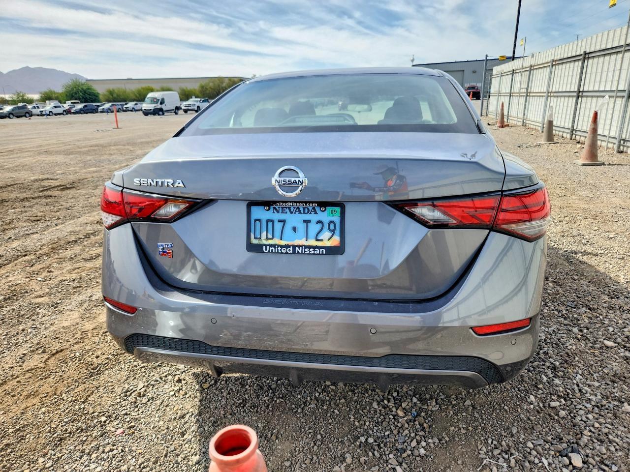 2022 Niss Sentra S - zdjęcie 6