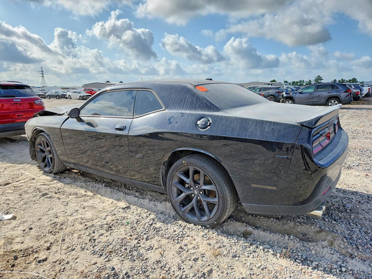 2022 Dodge Challenger Sxt - zdjęcie 2
