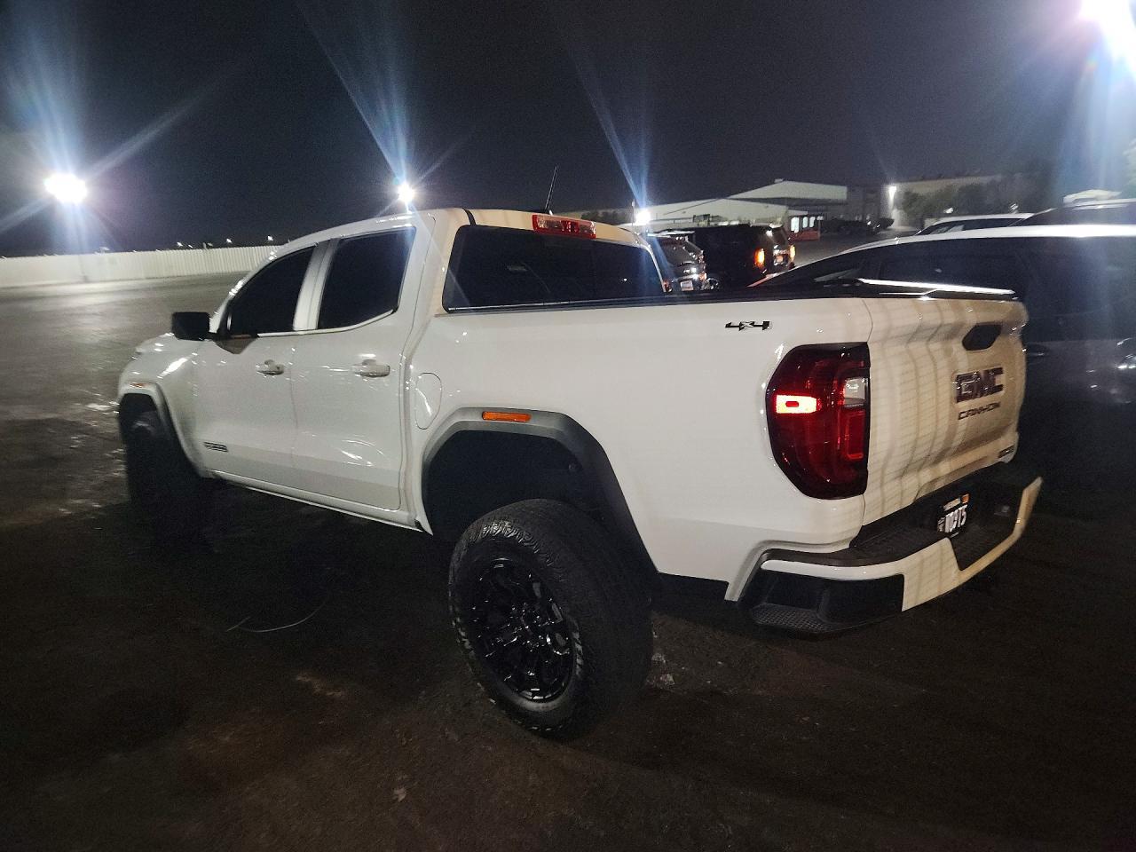 2026 GMC Canyon Elevation - zdjęcie 2