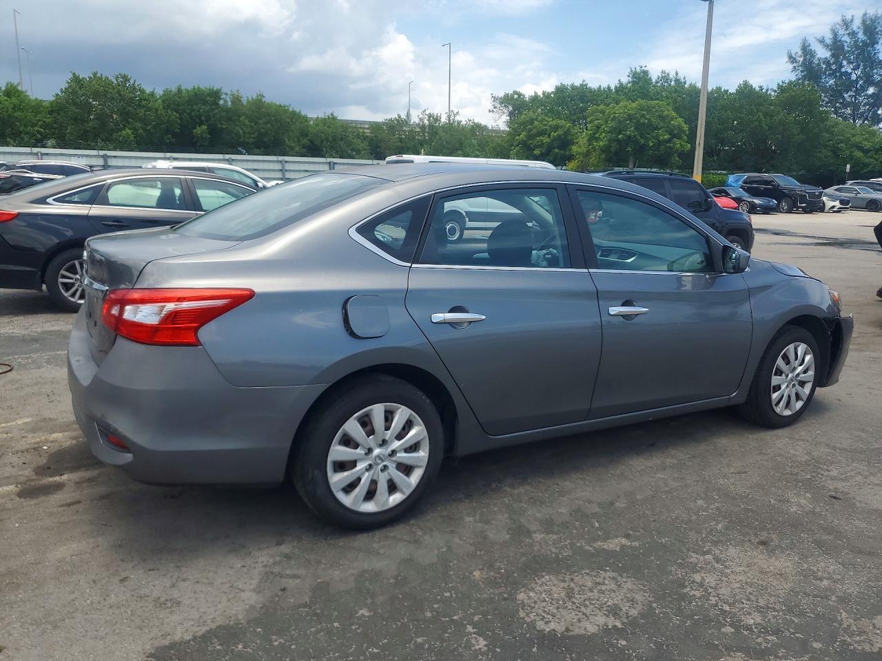 2016 Nissan Sentra S - zdjęcie 3