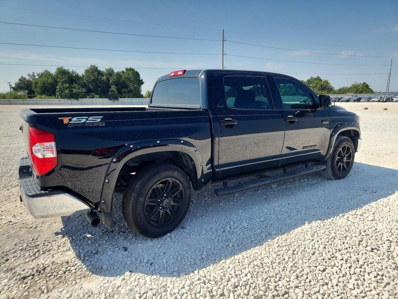 2018 Toyota Tundra Crewmax Sr5 - zdjęcie 3