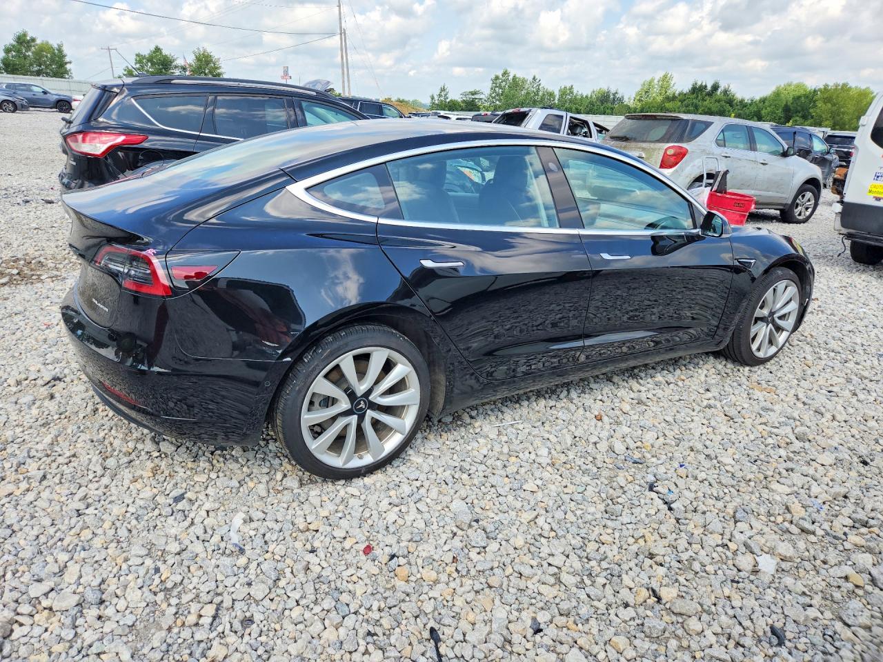 2018 Tesla Model 3 - zdjęcie 3