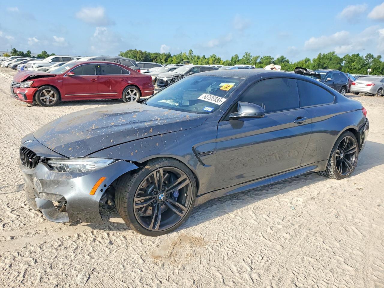 2015 BMW M4 - zdjęcie główne