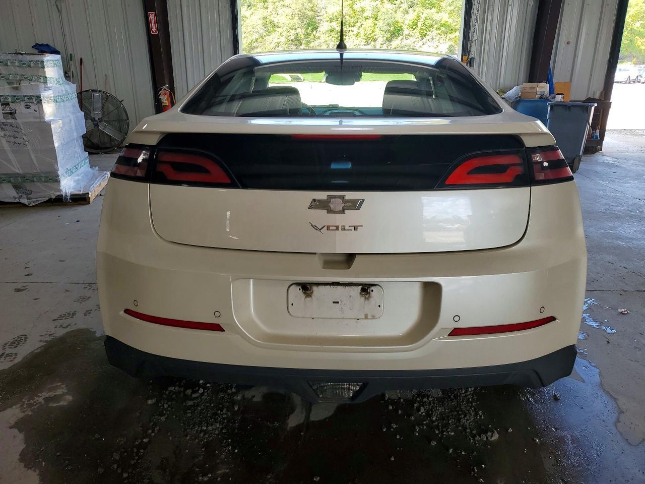 2014 Chevrolet Volt - zdjęcie 6