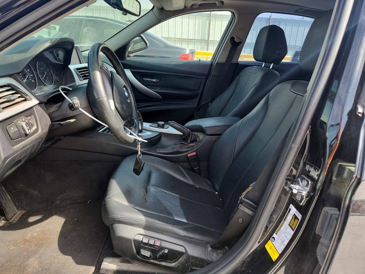 2013 BMW 328 I - zdjęcie 7