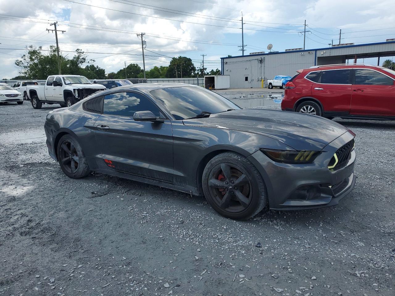 2017 Ford Mustang - zdjęcie 4