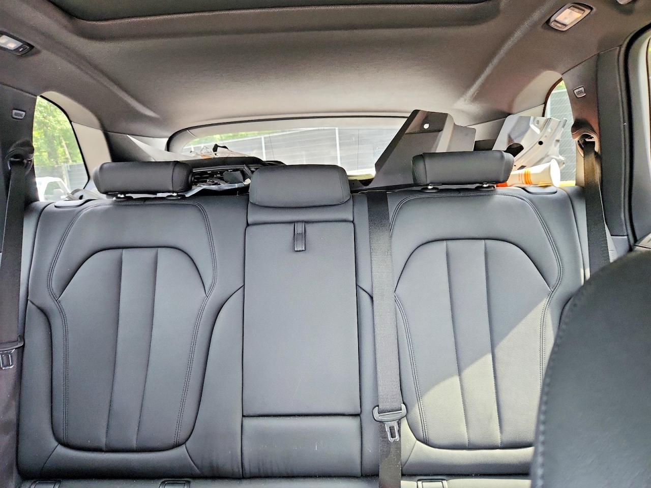 2021 BMW X5 xDrive40I - zdjęcie 10