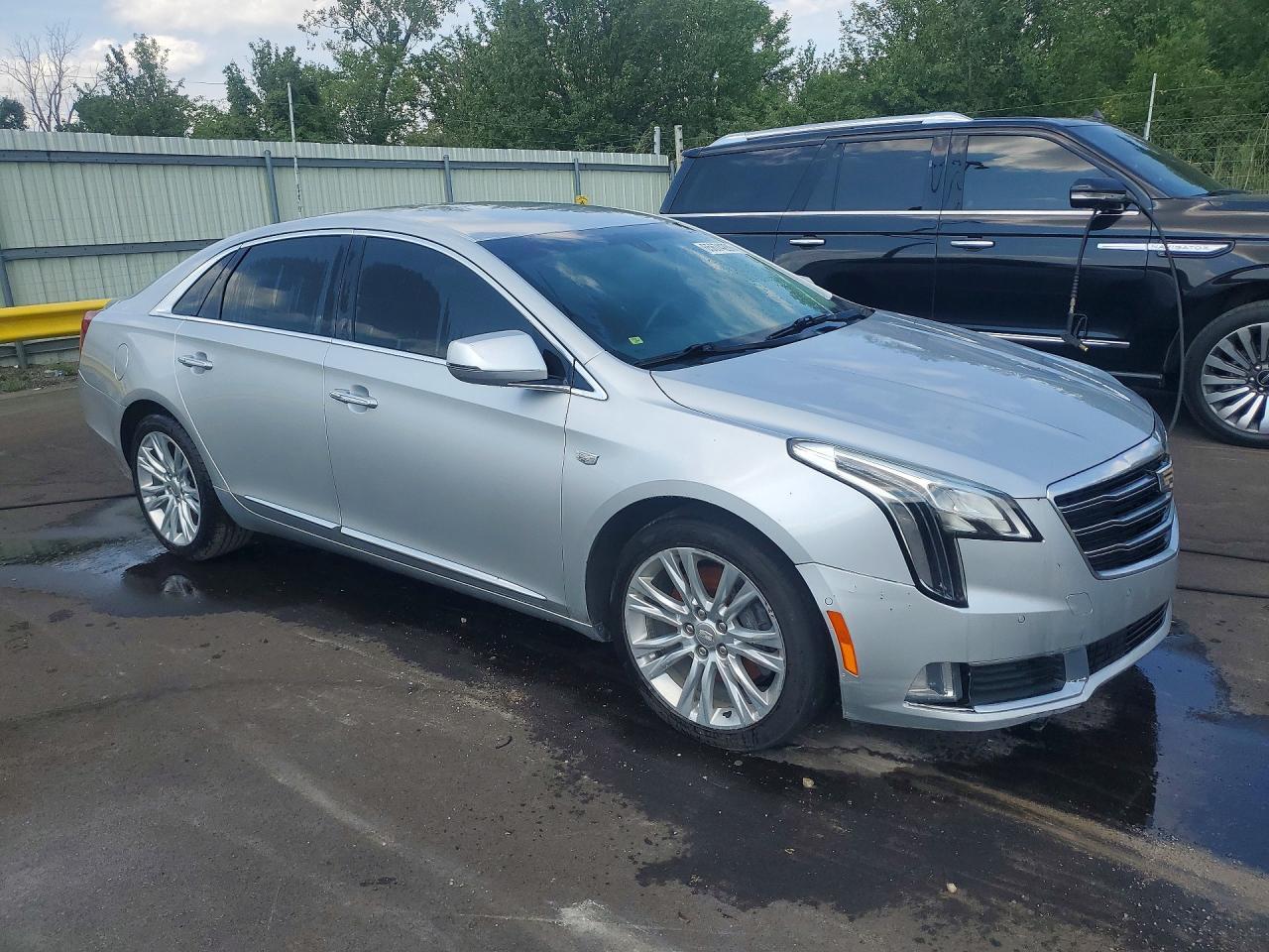 2019 Cadillac Xts Luxury - zdjęcie 4
