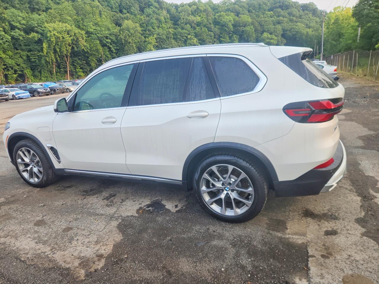 2026 BMW X5 xDrive50E - zdjęcie 2