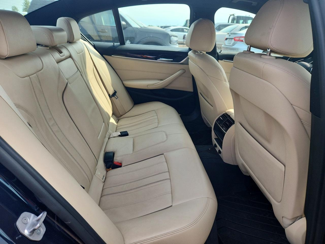 2018 BMW Seria 5 530e - zdjęcie 10