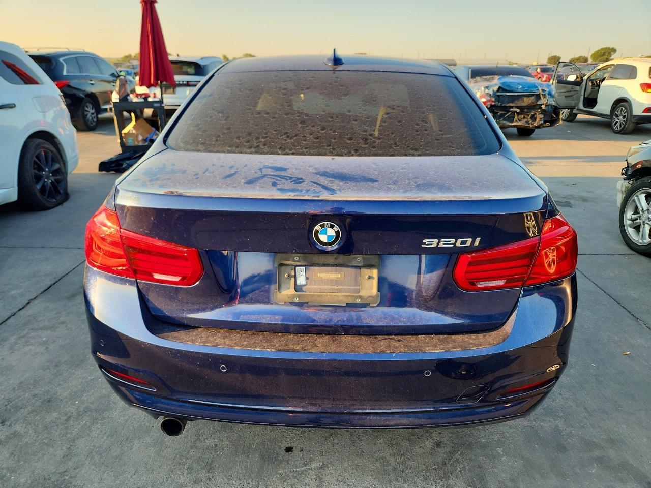 2016 BMW 320 I - zdjęcie 6