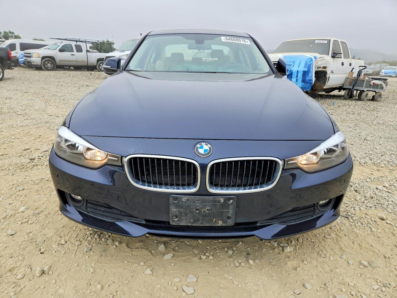 2014 BMW 320 I - zdjęcie 5