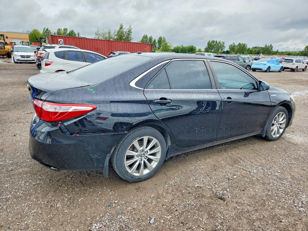 2016 Toyota Camry Hybrid - zdjęcie 3