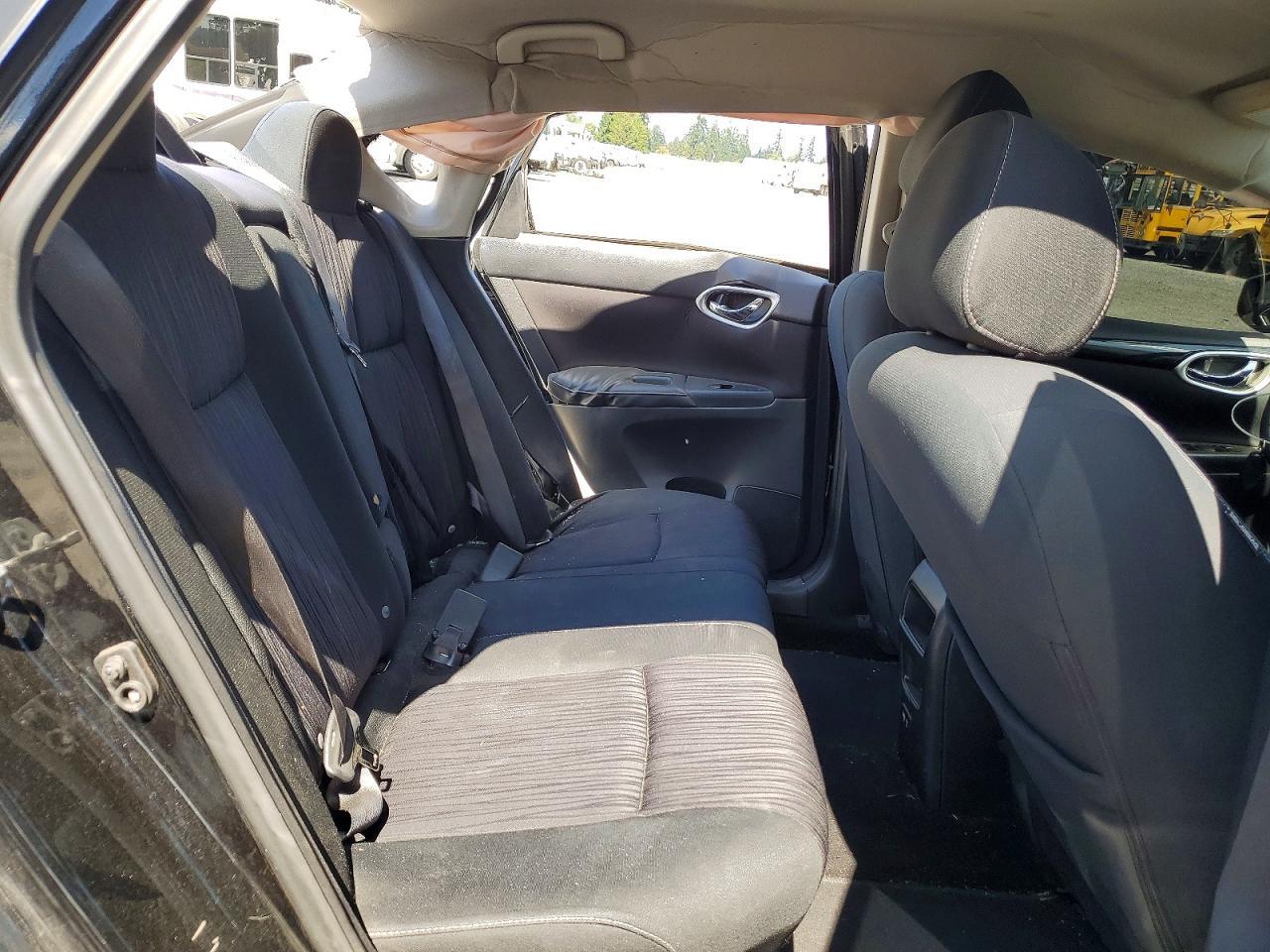 2019 Nissan Sentra Sv - zdjęcie 10