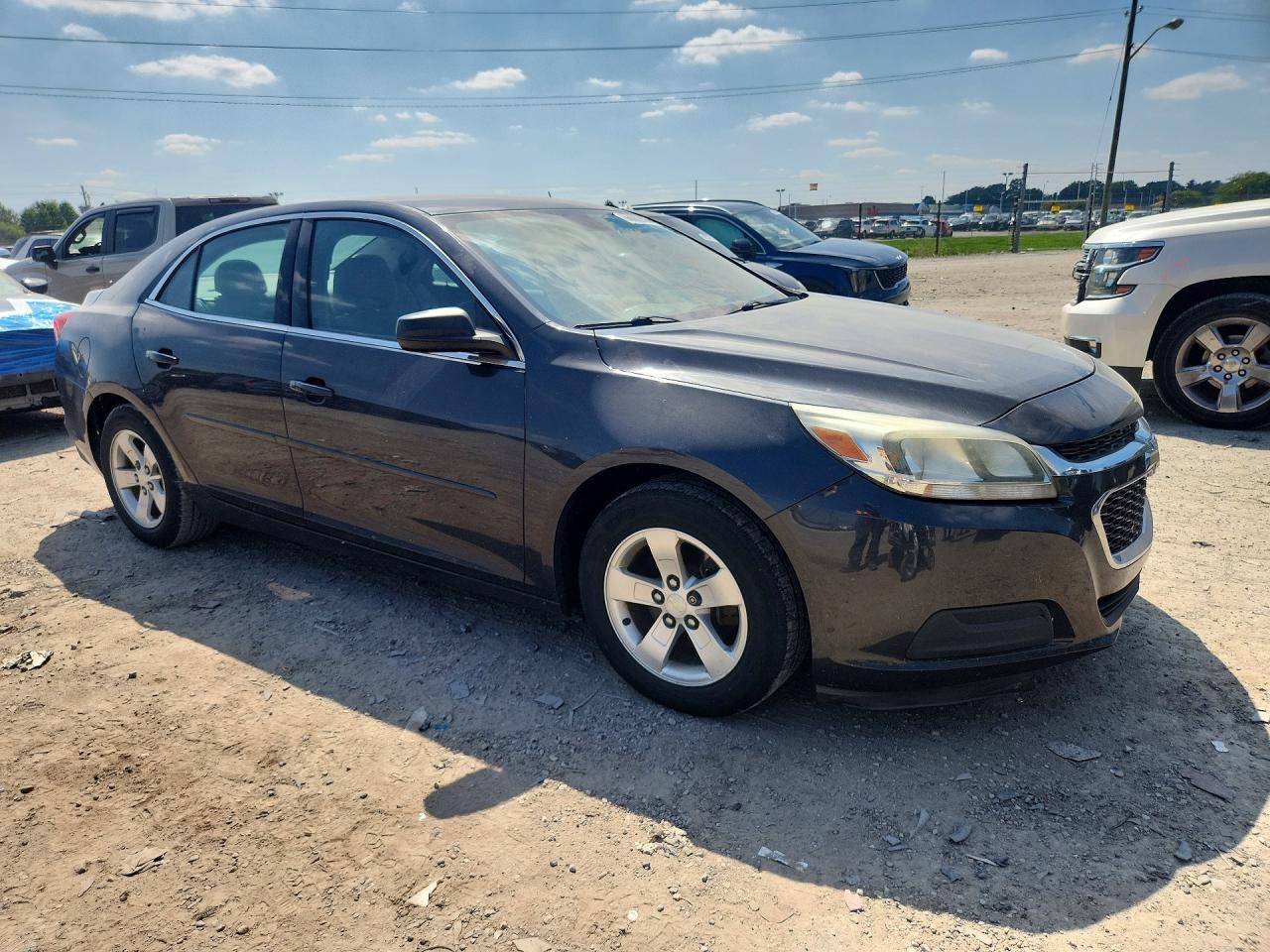 2015 Chevrolet Malibu Ls - zdjęcie 4