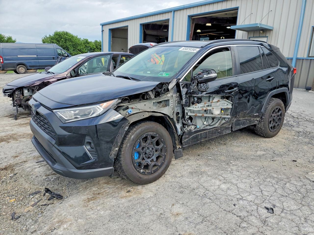 2020 Toyota Rav4 Hybrid Xle - zdjęcie główne
