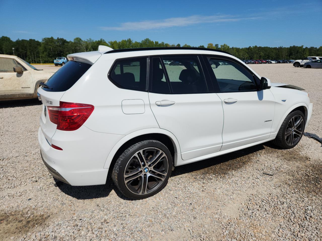 2016 BMW 3 Series - zdjęcie 3