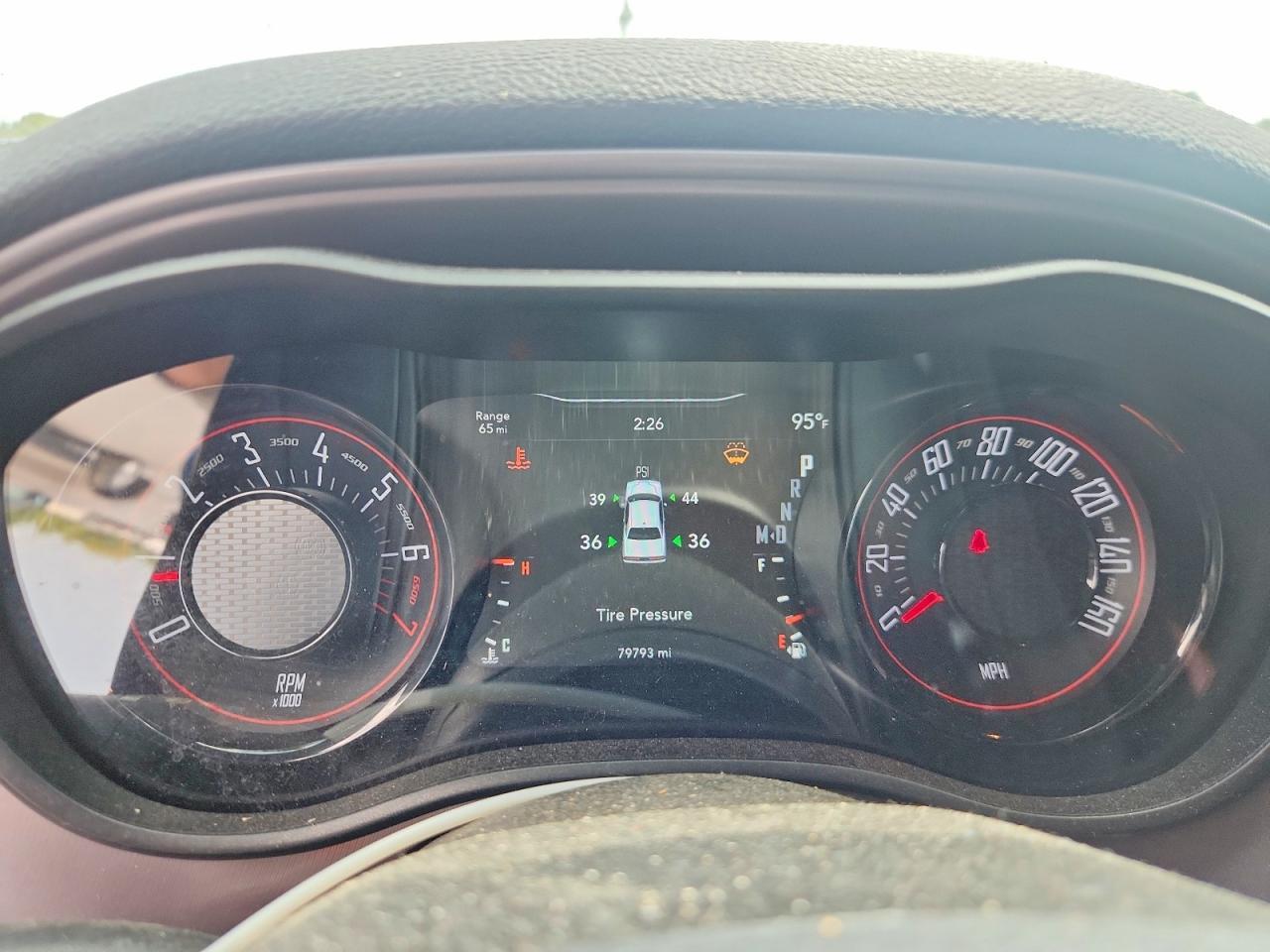 2023 Dodge Challenger Sxt - zdjęcie 9