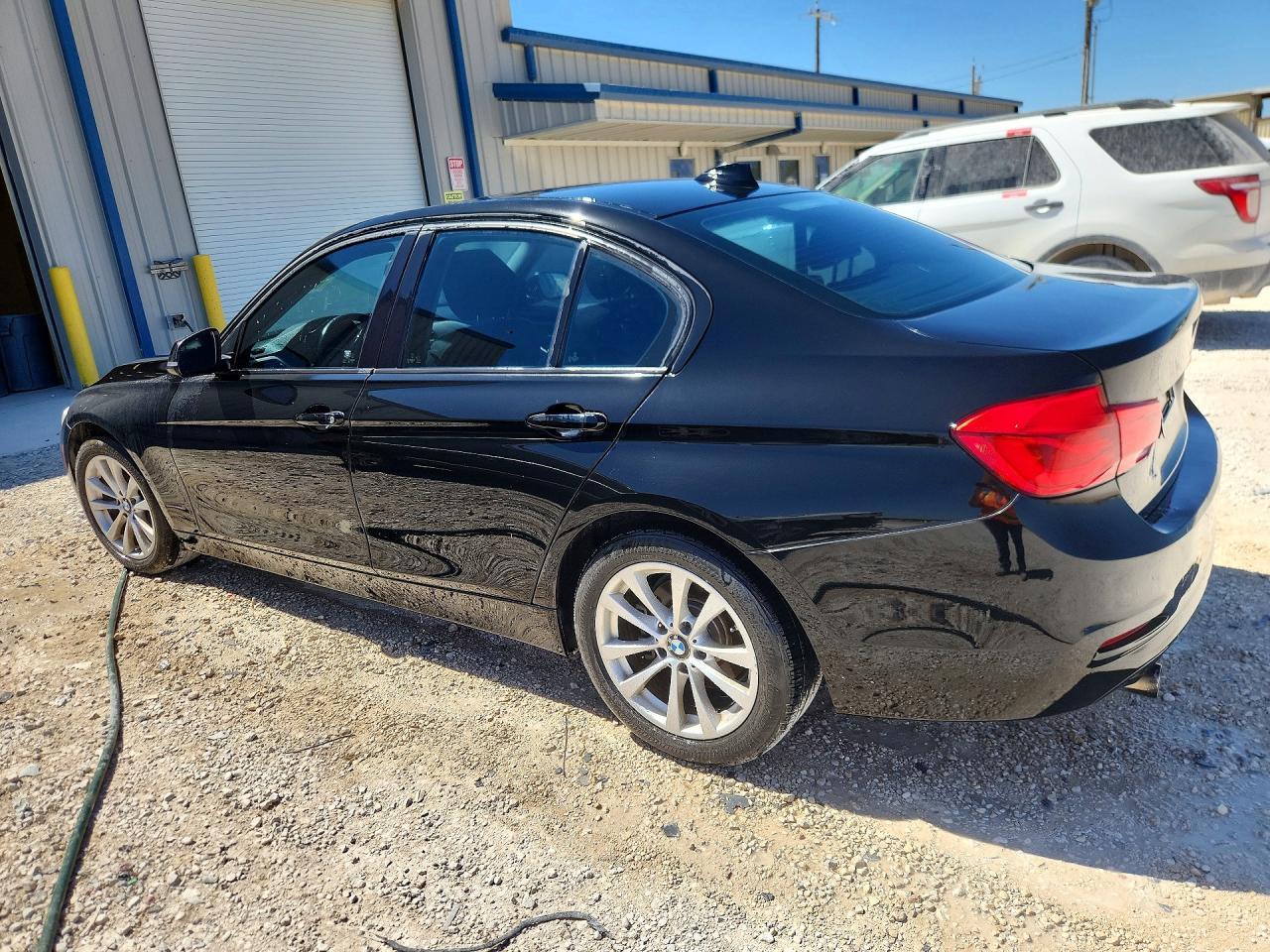 BMW Seria 3 - zdjęcie 2