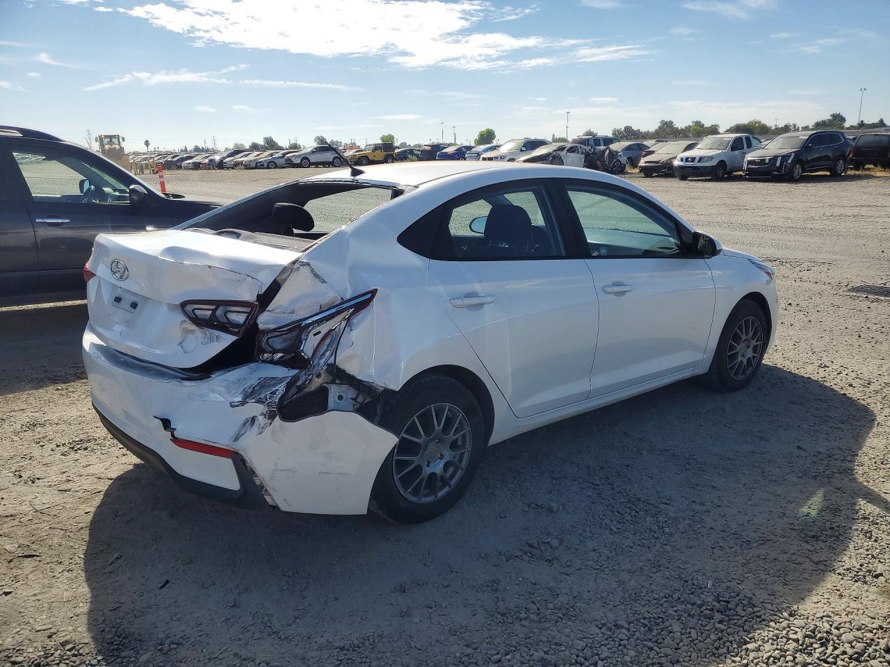 2019 Hyundai Accent Se - zdjęcie 3