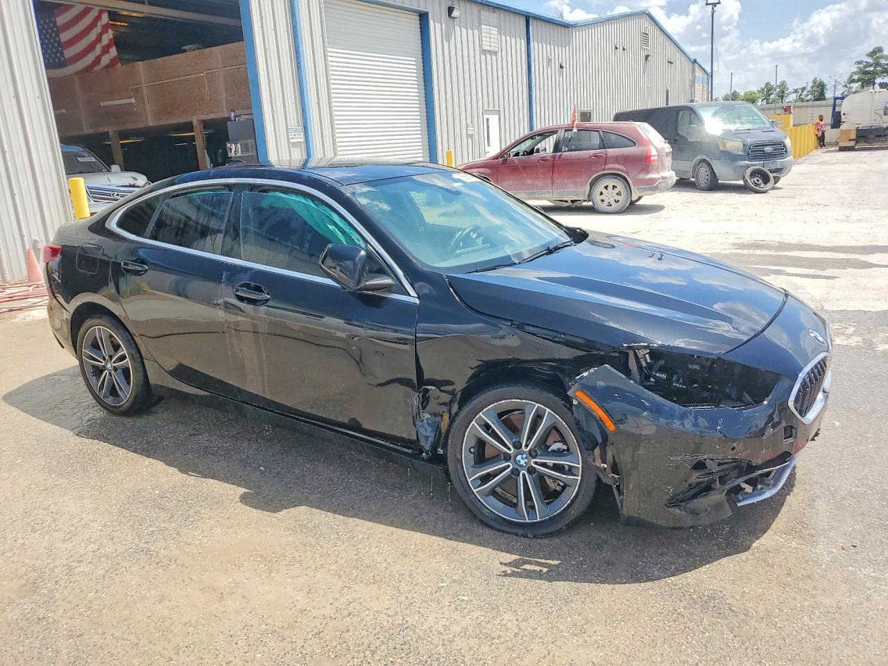 2024 BMW 228I - zdjęcie 4
