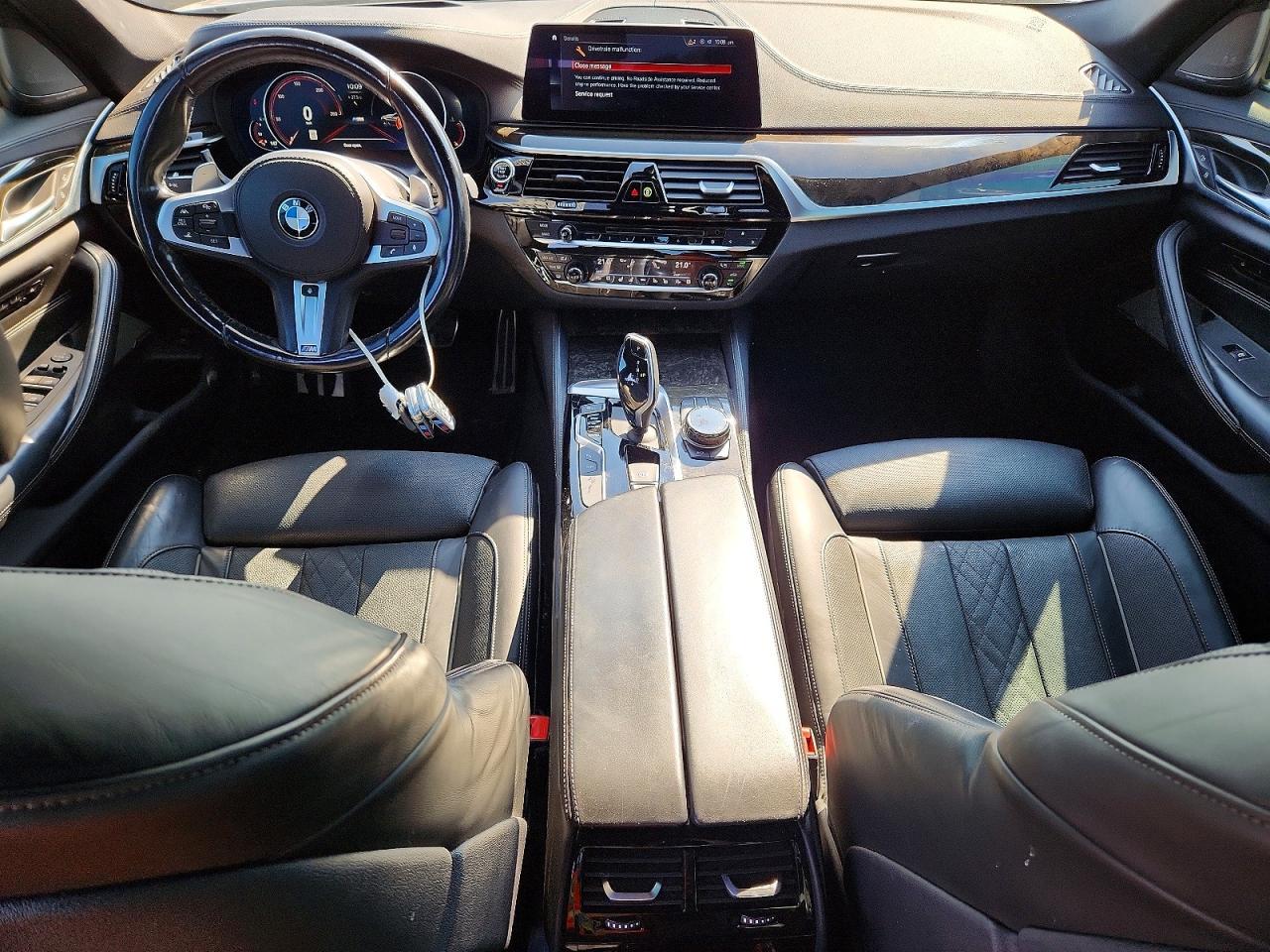 2017 BMW Seria 5 540i - zdjęcie 8