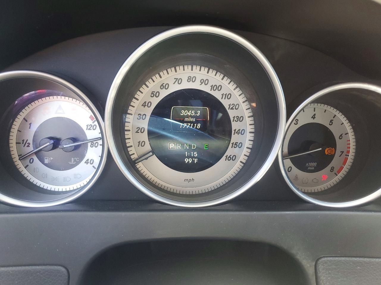 2014 Mercedes-Benz C 250 - zdjęcie 9