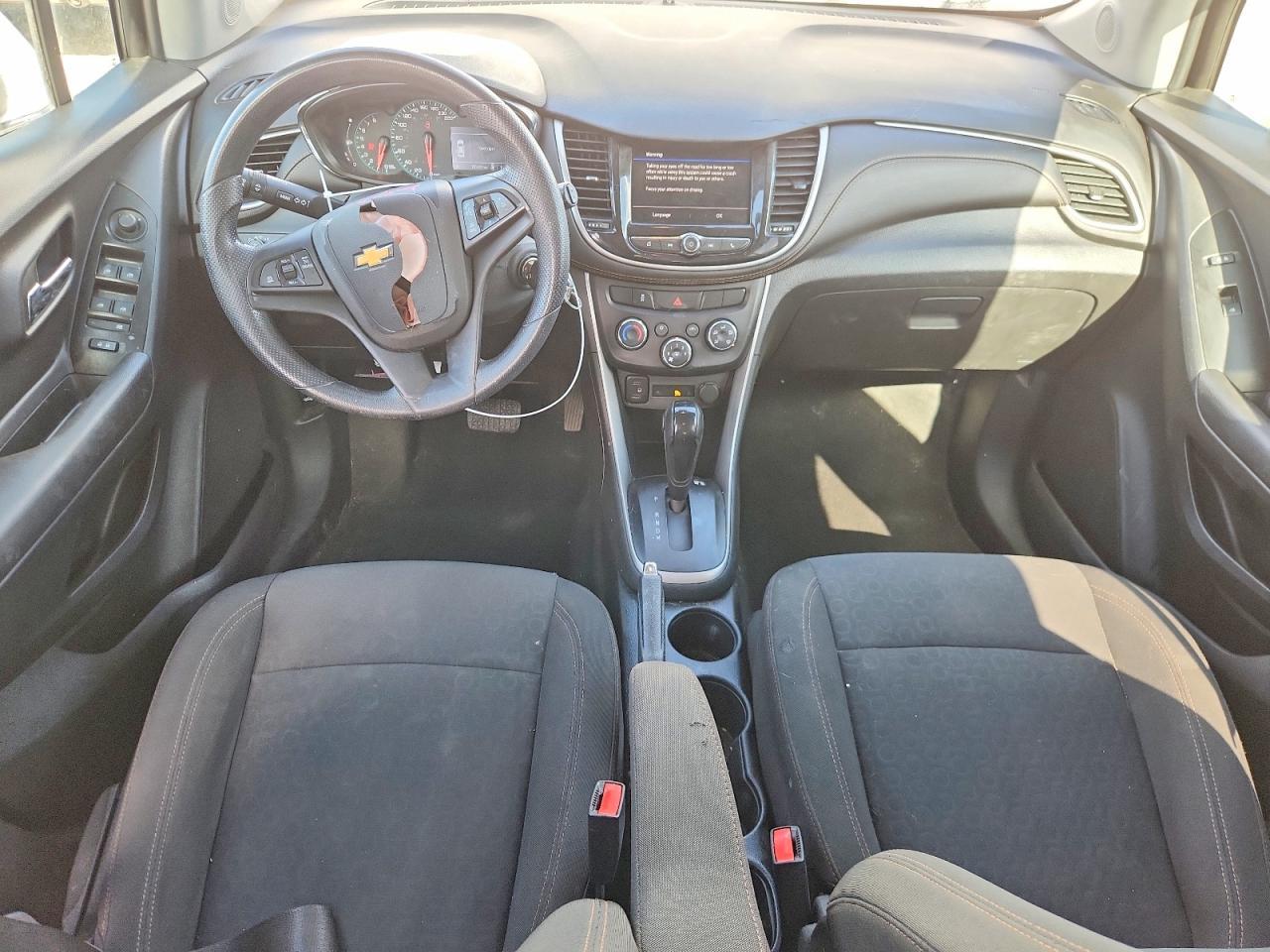2021 Chevrolet Trax Ls - zdjęcie 8