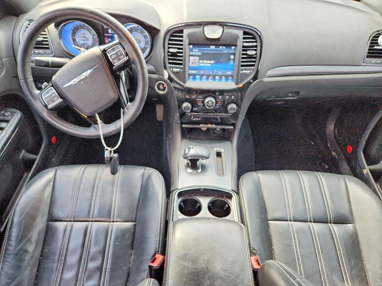 2014 Chrysler 300 S - zdjęcie 8
