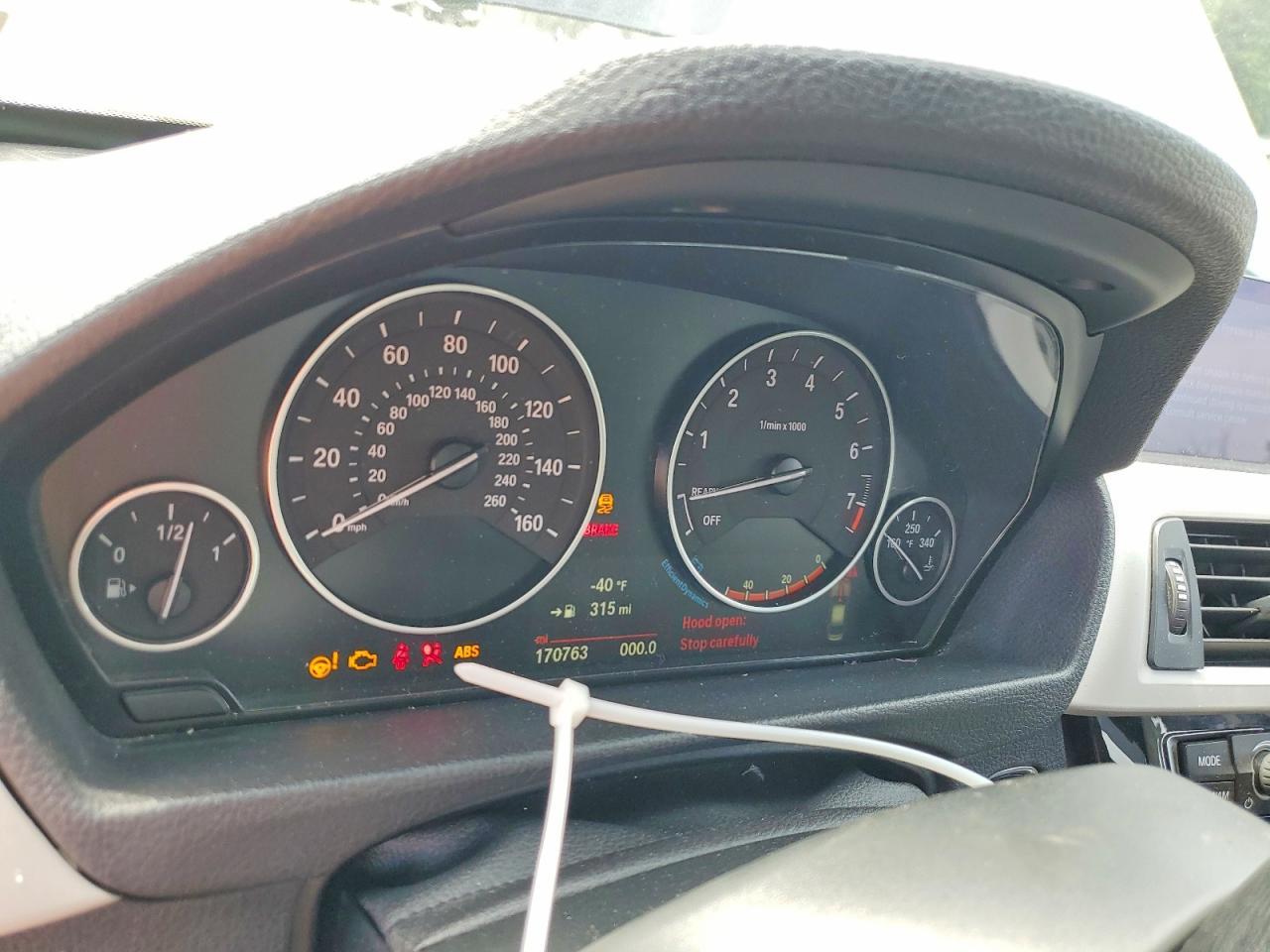 2016 BMW 320 Xi - zdjęcie 9