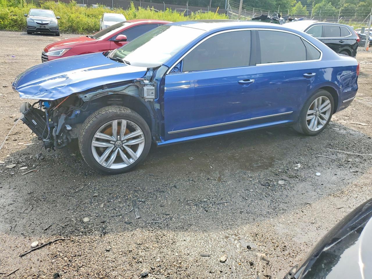 2017 Volkswagen Passat Sel Premium - zdjęcie główne