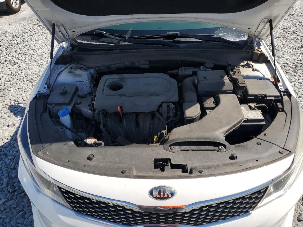 2018 Kia Optima S - zdjęcie 11