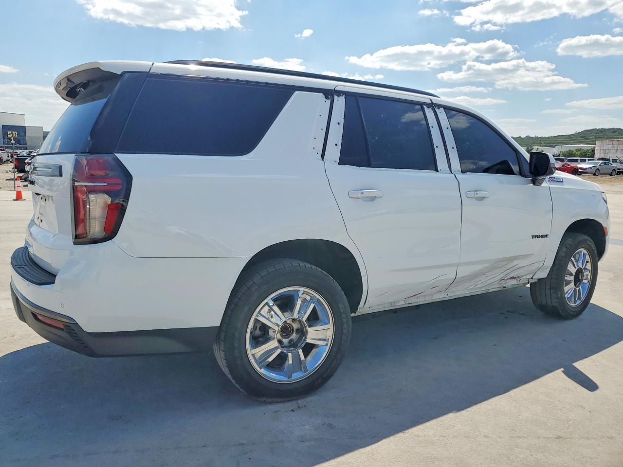 2022 Chevrolet Tahoe K1500 Z71 - zdjęcie 3
