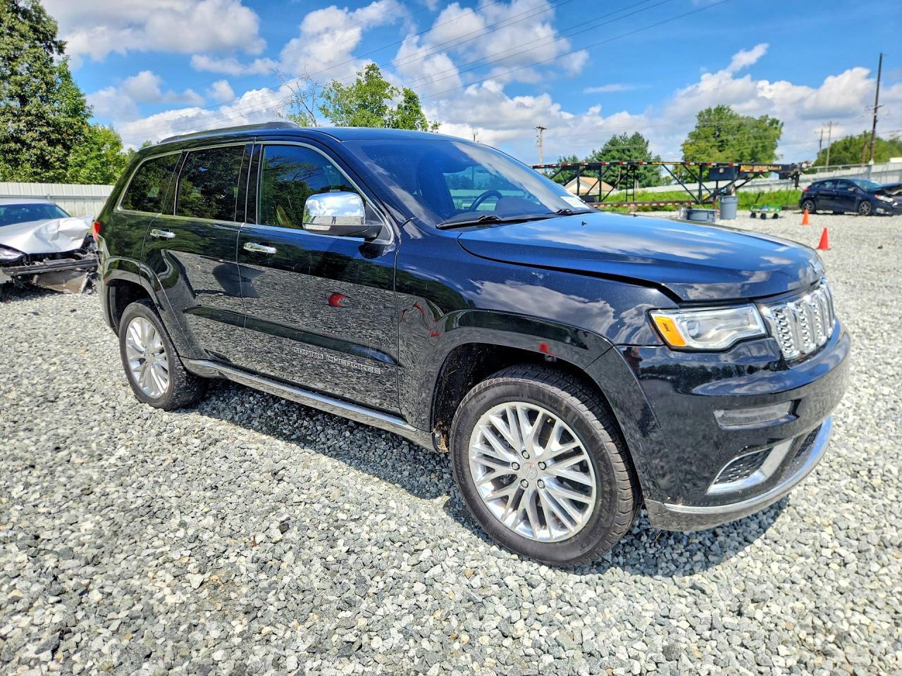 2017 Jeep Grand Cherokee Summit - zdjęcie 4