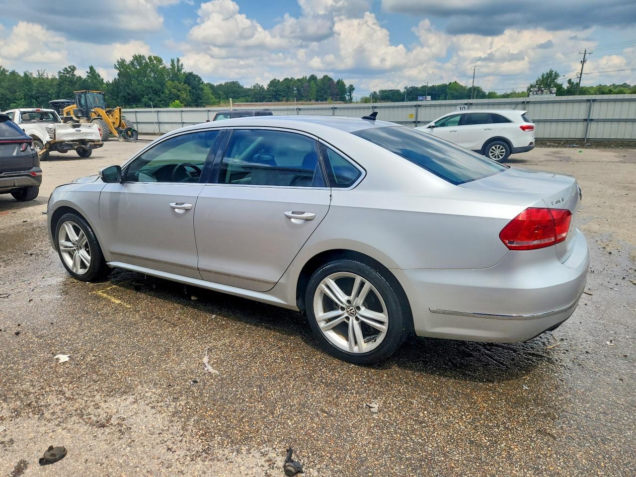 2015 Volkswagen Passat Sel - zdjęcie 2