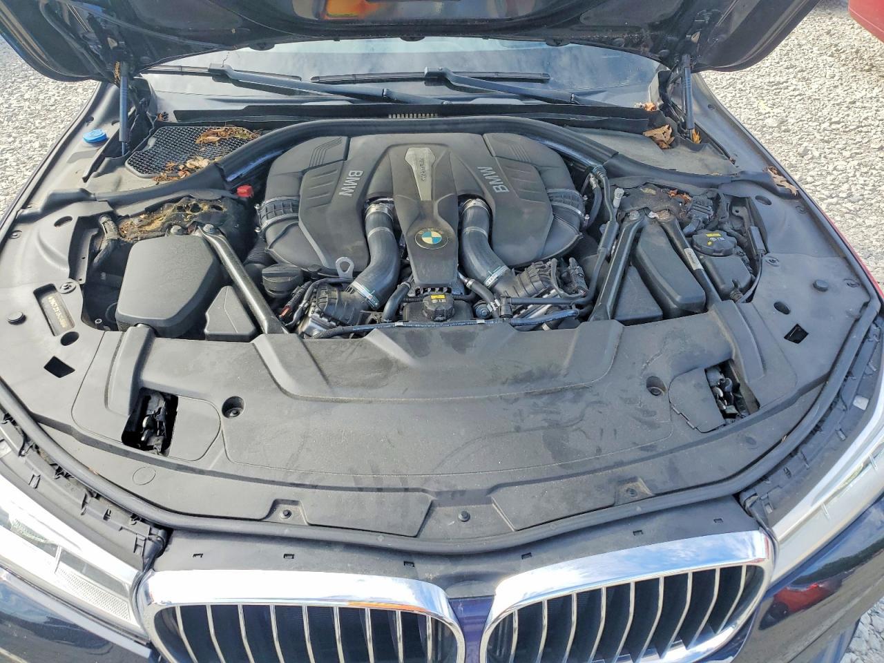 2018 BMW Seria 7 B7 - zdjęcie 11