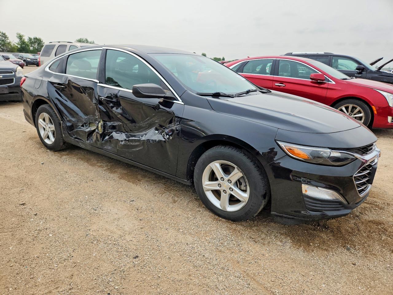 2020 Chevrolet Malibu Ls - zdjęcie 4