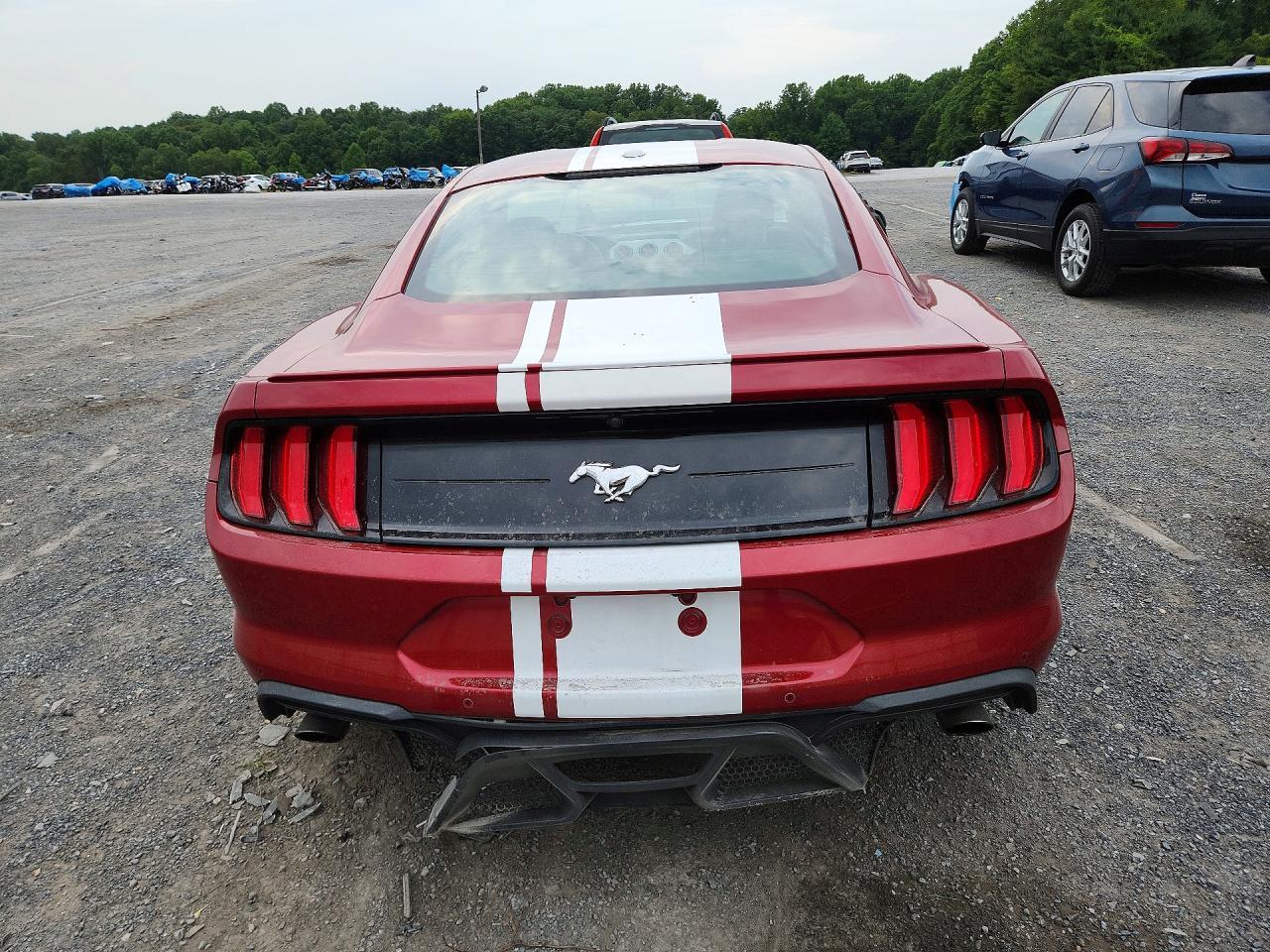 2020 Ford Mustang - zdjęcie 6
