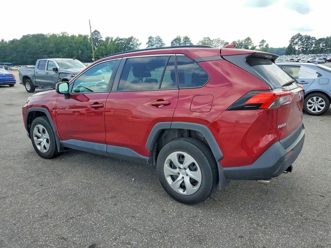 2019 Toyota Rav4 Le - zdjęcie 2