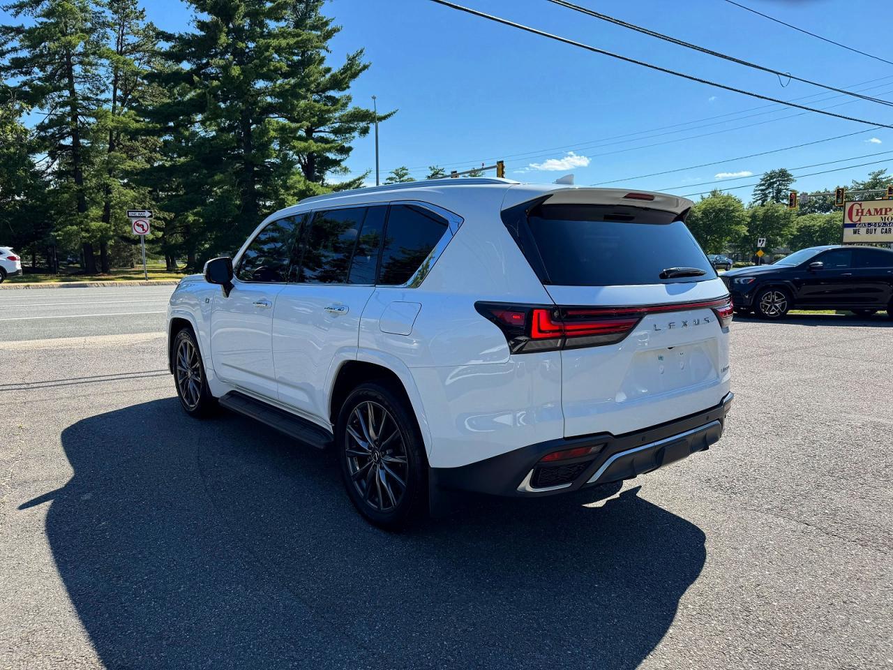 2023 Lexus Lx 600 F Sport Handling - zdjęcie 3