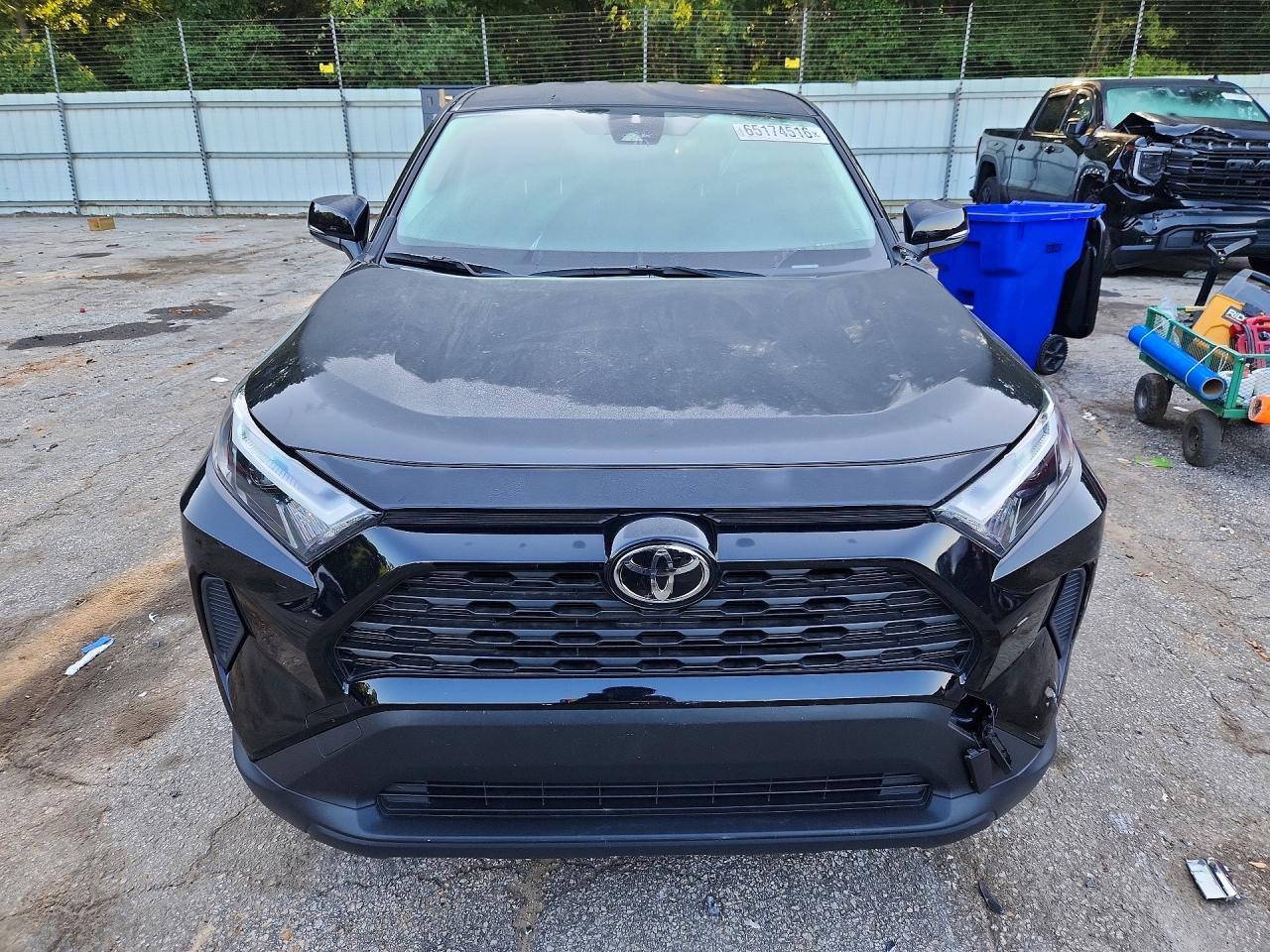 2025 Toyota Rav4 Le - zdjęcie 5
