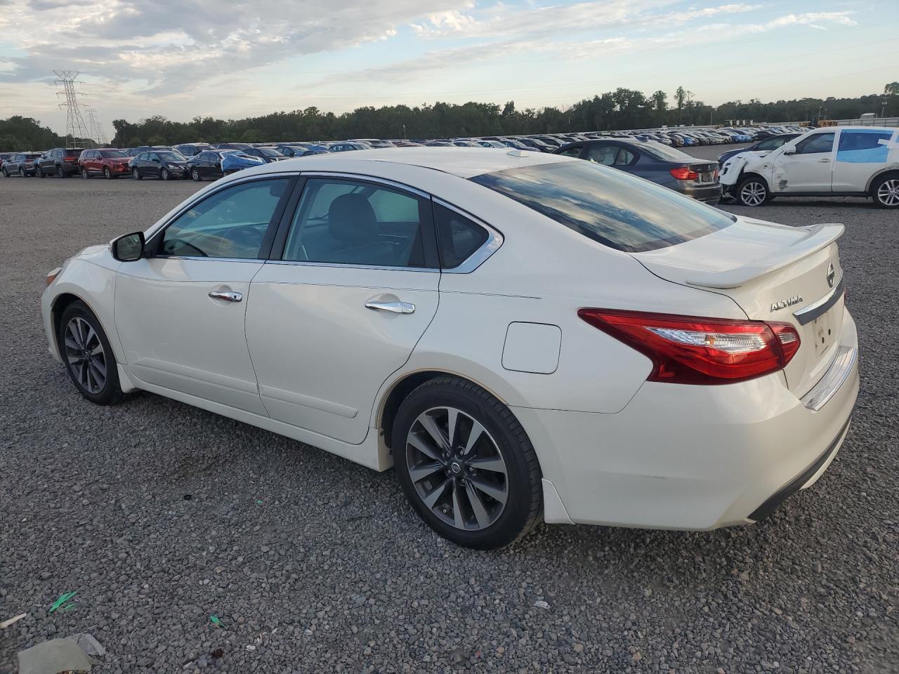 2017 Nissan Altima 2.5 Sl - zdjęcie 2