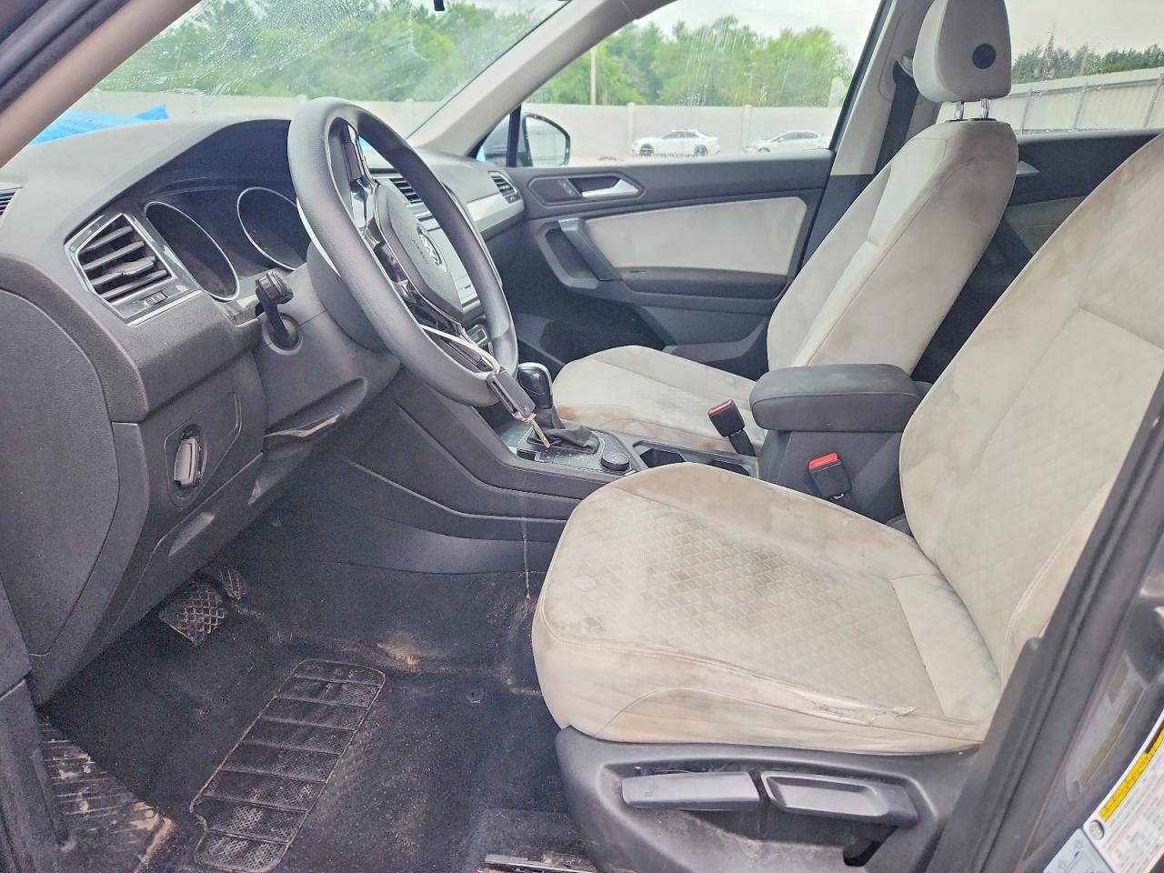 2019 Volkswagen Tiguan S - zdjęcie 7