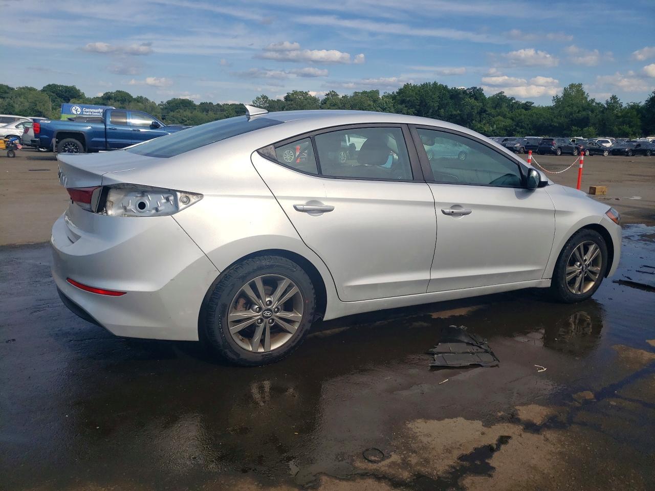 2018 Hyundai Elantra Value Edition - zdjęcie 3