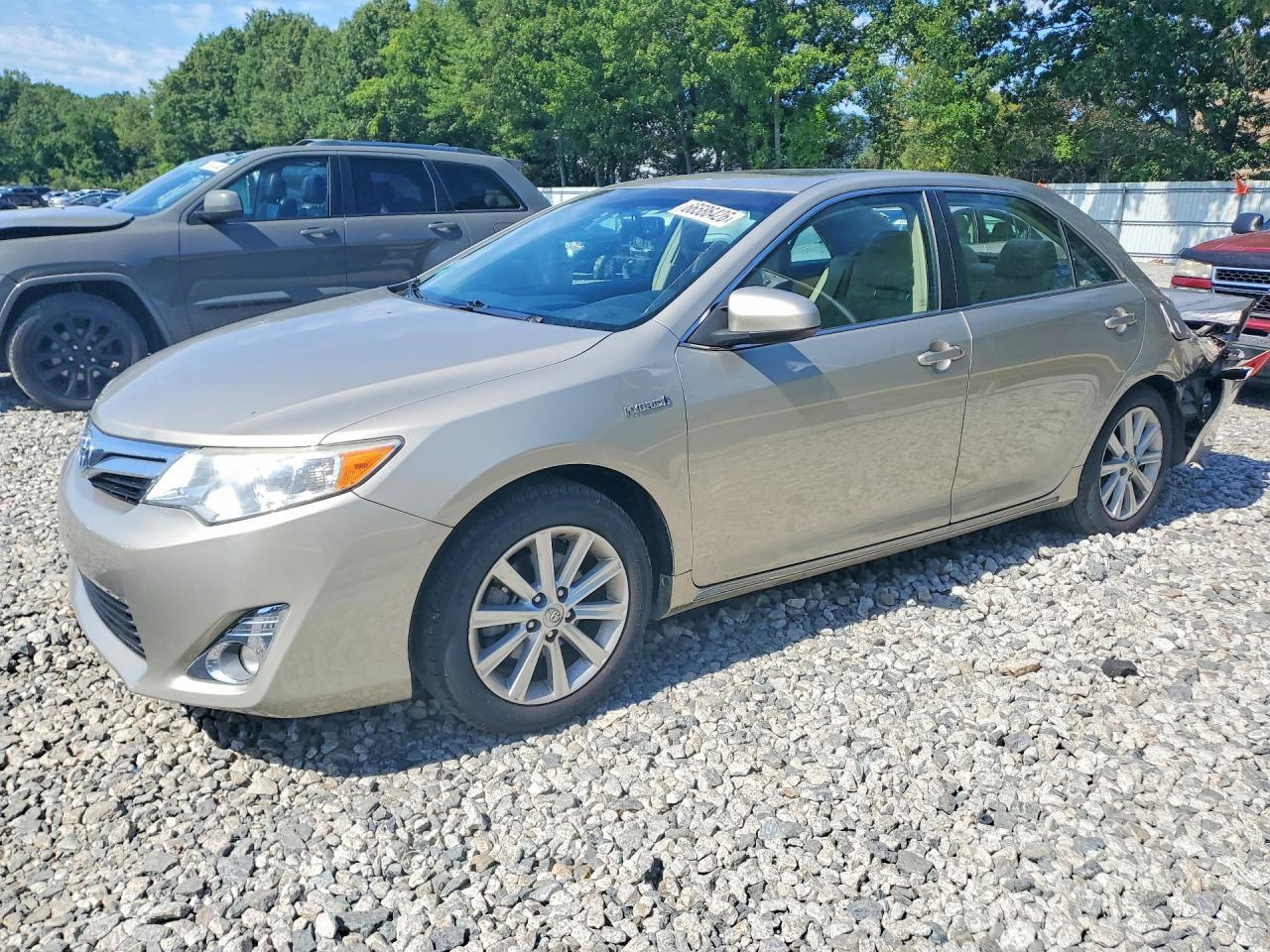 2014 Toyota Camry Hybrid Xle - zdjęcie główne