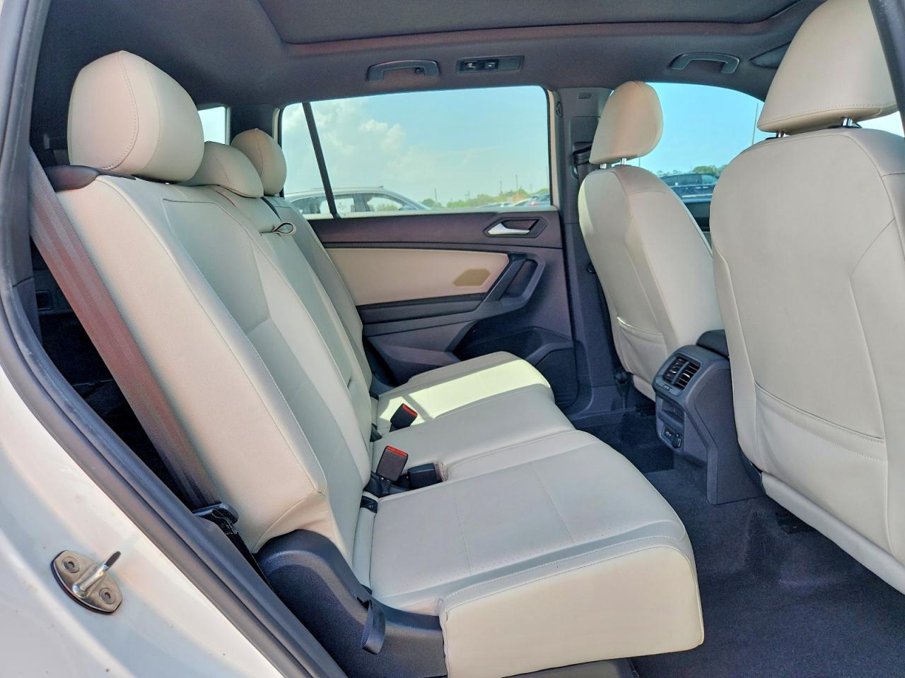 2021 Volkswagen Tiguan Se - zdjęcie 11