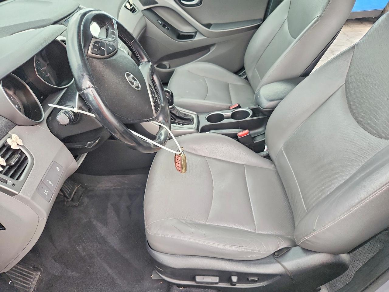 2015 Hyundai Elantra Limited - zdjęcie 7